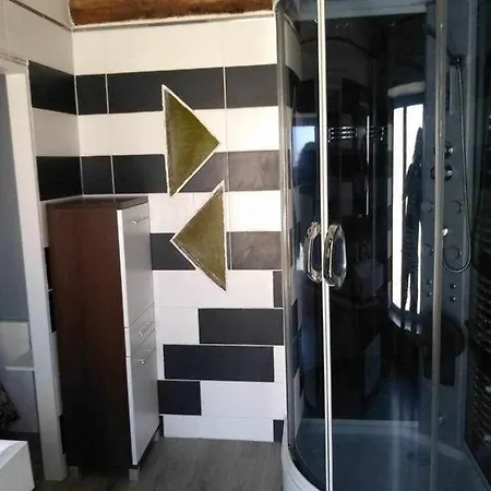 Agreable Duplex Au Centre De *